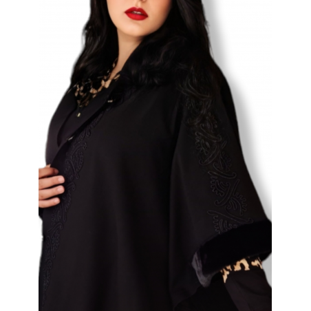 Jacheta stil Poncho elegant, dama, model 2, din stofa, guler cu blanita si broderie crosetata , marime mare, culoare negru Ac...