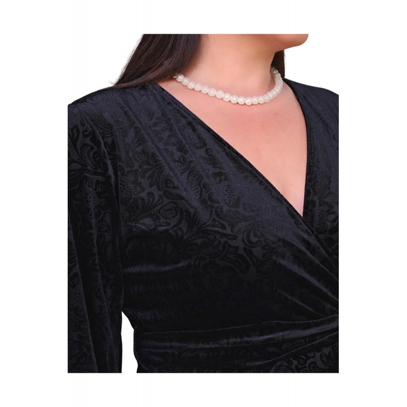 Rochie eleganta Elisabeta, din catifea soft, culoare negru Acum la 359,00 lei Livrare 24-48 de ore si Cadou la orice comanda
